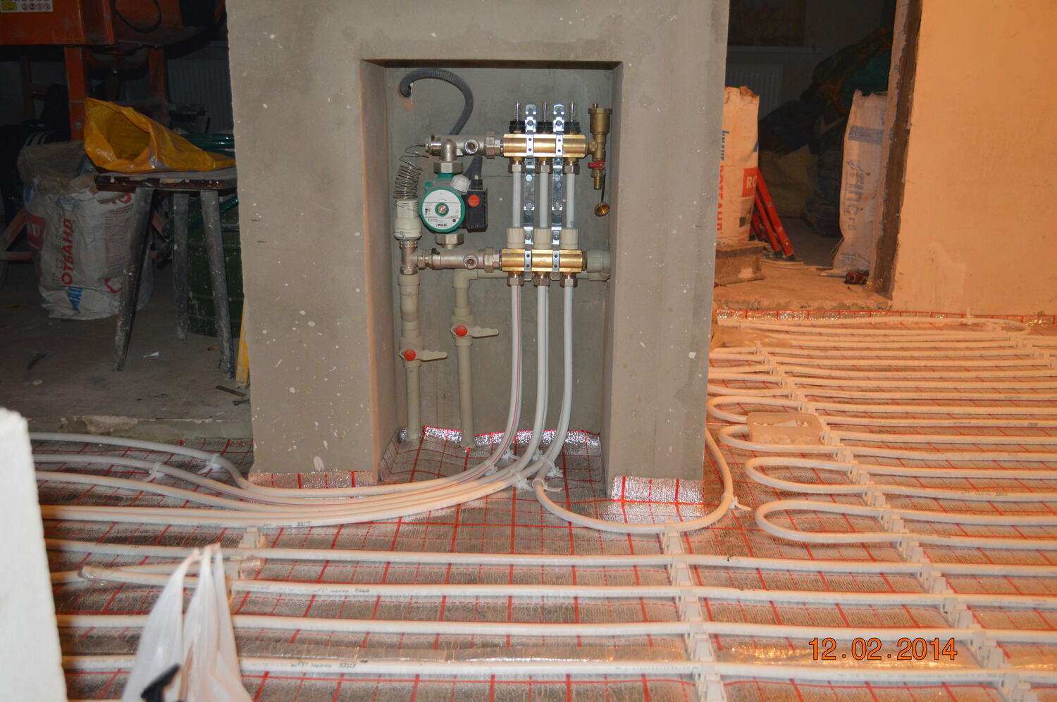 Услуга по монтажу теплого пола: 